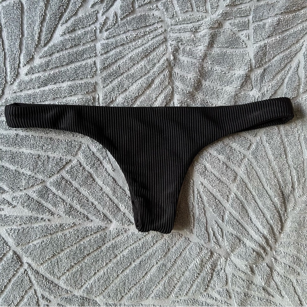 Rusty Ribbed Bikini Bottoms - Picture 2 of 2